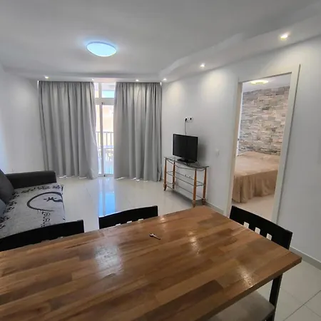 Torres De Yomely Americas Apartment